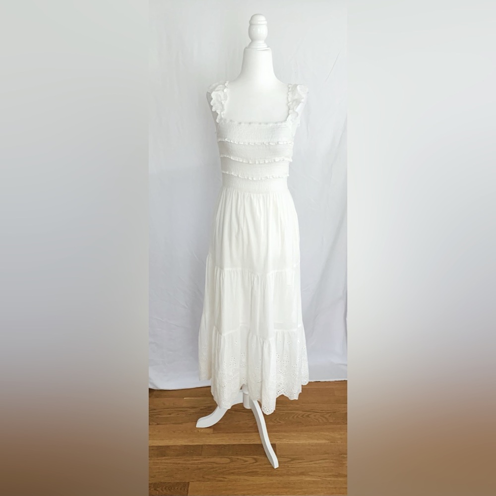 NWT Hello Molly “Let Me Fall In Love” Midi Dress in White. Size S, US4, AUS8